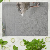 Drôle Waddling Duck Serviette de cuisine (Plié)