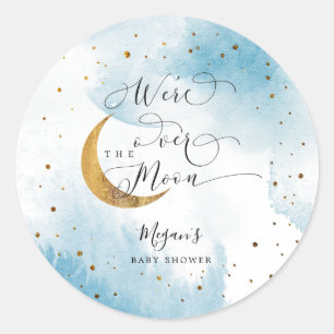 Dromerig blauw over het Moon Boy Baby shower Ronde Sticker