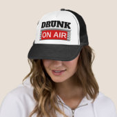 Dronken in de uitzending trucker pet (In situ)