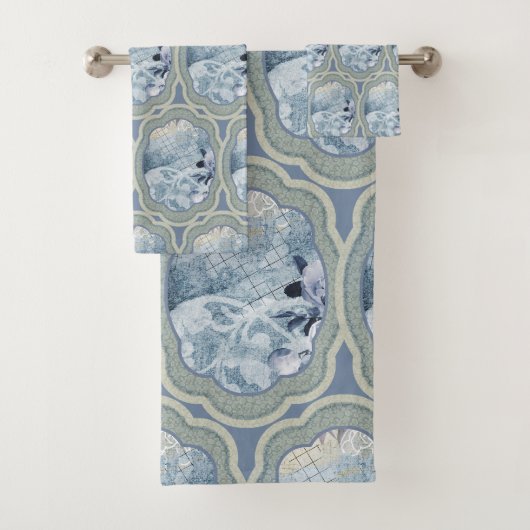 Droy Blue Medallions Bad Handdoek (Insitu)