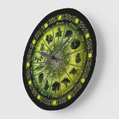 Druid Tree Calendar & Ogham horloge ou montre (Angle)