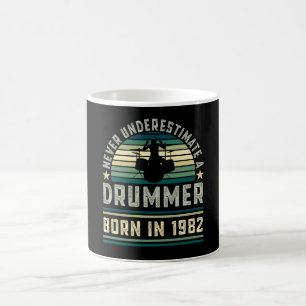 Drummer, geboren in 1982 40th Birthday Drumming Gi Koffiemok