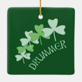 Drummer Shamrocks omlijnd groen Keramisch Ornament (Achterkant)