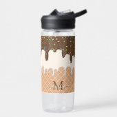 Druppelende chocolade ijs wafel kegel monogram waterfles (Links)