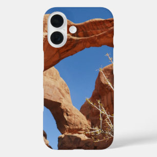 Dubbele boog in Arches National Park iPhone 16 Hoesje