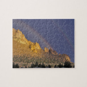 Dubbele regenboog boven een rotsformatie bij Smith Legpuzzel