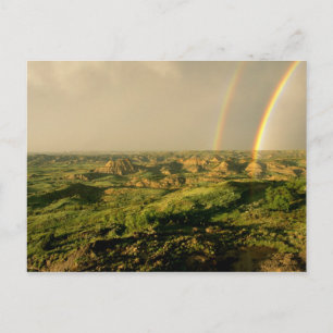 Dubbele regenboog boven Painted Canyon in Theodore Briefkaart