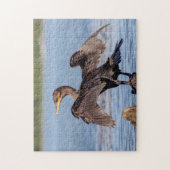 Dubbelvoudig gespleten aalscholver op het meer van legpuzzel (Verticaal)