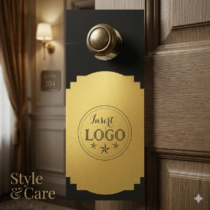 Dubbelzijdige deurhanger met QR-code en logo