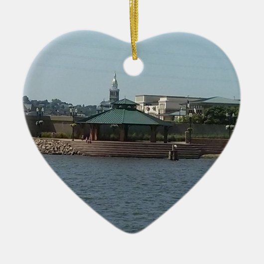 Dubuque River Walk Keramisch Ornament (Voorkant)