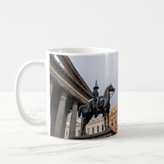 Duc de la statue de Wellington, Glasgow Mug (Gauche)