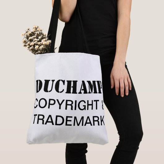 Duchamp, Copyright & Sac fourre-tout de marques (De près)