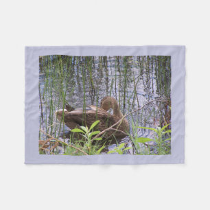  Duck predikt zichzelf in de riet Fleece Deken