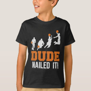 Dude genageld Het Schattige Basketbal Game Ball S T-shirt