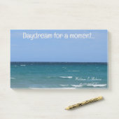 Duidelijke afdekking van het strand van Turquoise Post-it® Notes (Op bureau)