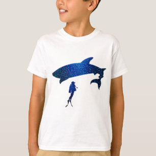 Duiker met Shark T-Shirt