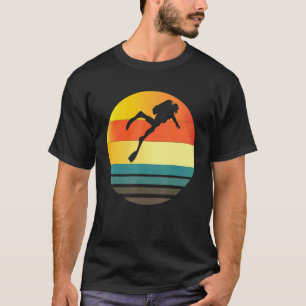 Duiker Zonsondergang Vrijduiken Onderwater Activit T-shirt