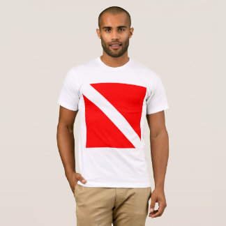 Duikvlag Scuba-duiker Duiker omlaag T-shirt