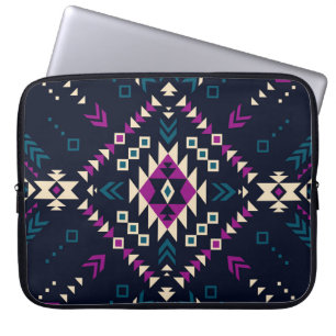 Duistere stam Navajo, geometrisch. Laptop Sleeve