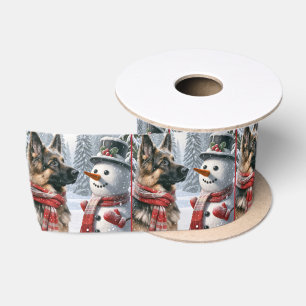 Duitse herder met kerstsneeuwpop lint