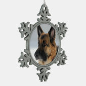 Duitse herderhond in Sneeuwflake Ornament (Links)