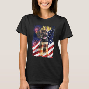 Duitse Herdershond Met Vrijheid Roepend Op 4 Juli T-shirt