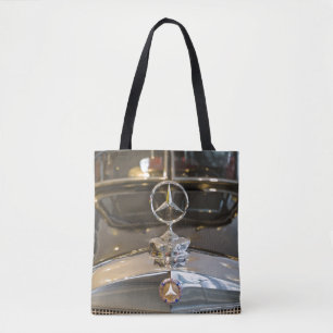 Duitsland, Baden-Württemberg, Stuttgart. Mercedes Draagtas