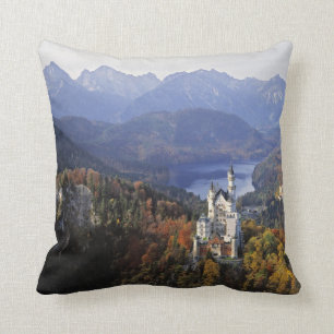 Duitsland, Beieren, Neuschwanstein Castle. Kussen
