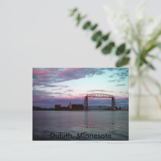Duluth, carte postale MN (Debout devant)