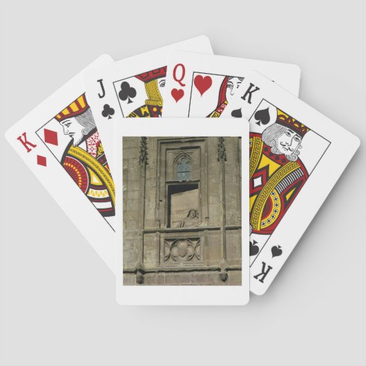 Dummvenster in de ingangsfaçade met een afbeelding pokerkaarten (Achterkant)