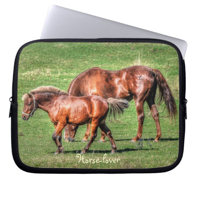 Dun Horses & Field Horse-lover Device Sleeve (Voorkant)
