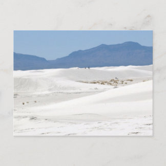 Dunes met uitzicht uit de bergen briefkaart
