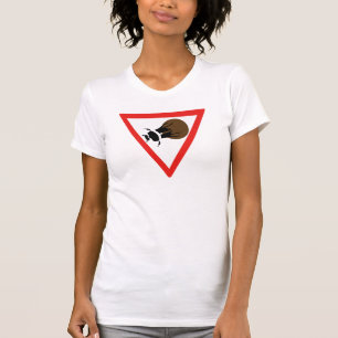 Dung Beetle Crossing, Trafic Sign, Zuid-Afrika T-shirt