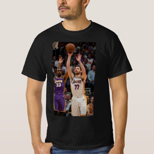 Dunk Elite: Ultimate Basketball Fan T-shirt (Voorkant)