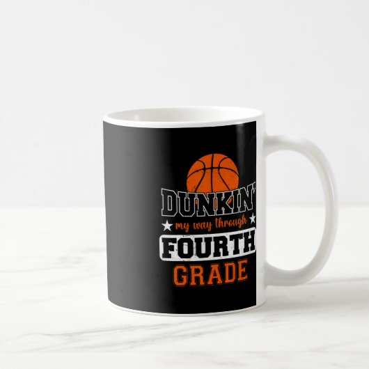 Dunking Mijn Weg Door 4e Grade Basketbal Terug T Koffiemok (Rechts)
