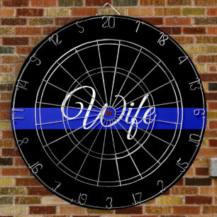 Dunne blauwe lijn: Politievrouw Dartbord