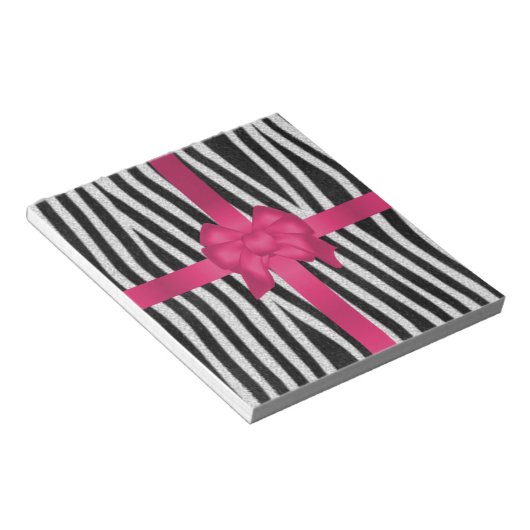 dunne zebra huid zwarte en witte roze boog notitieblok (Schuin)