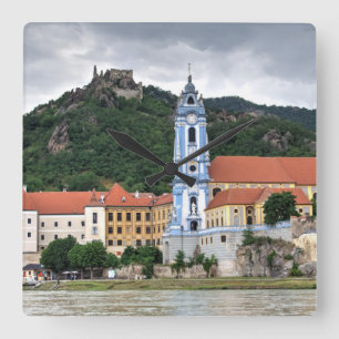 Dürnstein in Der Wachau Vierkante Klok