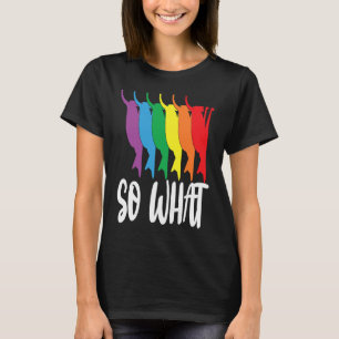 Dus wat ondersteboven katten in regenboogkleuren t-shirt