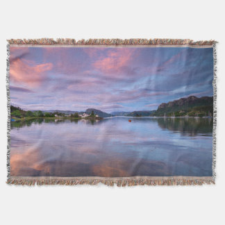 Dusk Sky Reflecties op Loch Carron Deken