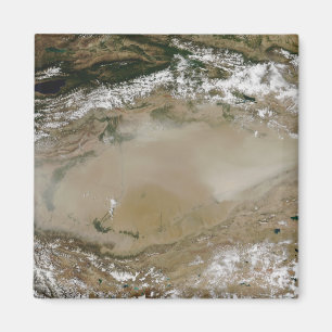 Dust storm in de Taklimakwoestijn, Western China Magneet