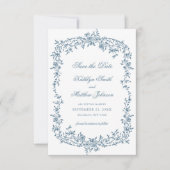 Dusty Blauw Bloemen Elegant Script Bruiloft Save The Date (Voorkant)