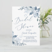 Dusty Blauwe Bloemen Bruids Douche Uitnodiging (Staand voorkant)