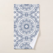 Dusty bleu blanc Floral Motif Mandala (Serviette à main)