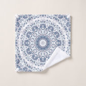 Dusty bleu blanc Floral Motif Mandala (Gant de toilette)