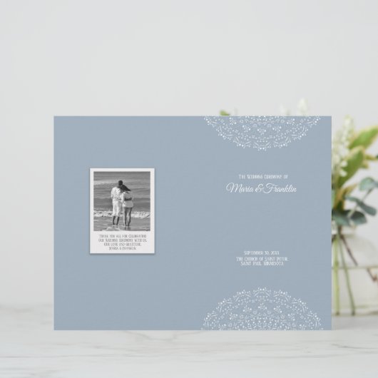 Dusty Blue avec blanc mandal programme de mariage  (Debout devant)