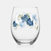 Dusty Blue Bloom Elegant Script bruiloft bruidsmei Wijnglas Zonder Voet (Achterkant)
