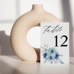 Dusty Blue & Blue Boho Floral Numéro de table<br><div class="desc">Habillez vos tables de mariage ou de fête avec votre carte de numéro de table Floral Boho bleu Dusty.</div>
