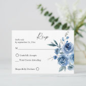 Dusty Blue & Blue Floral 2 no Carte RSVP repas (Debout devant)