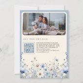 Dusty Blue Boho Wildflower Foto QR Code Bruiloft Kaart (Achterkant)